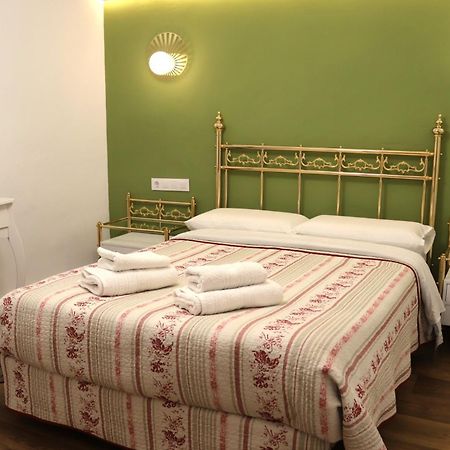 Sobre Los Tilos Apartamento Cuenca  Eksteriør bilde